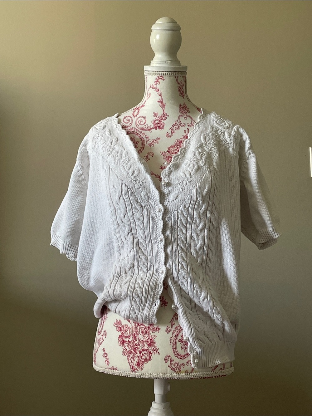 Vintage Short-Sleeve Cable Knit Cardigan Sweater - White